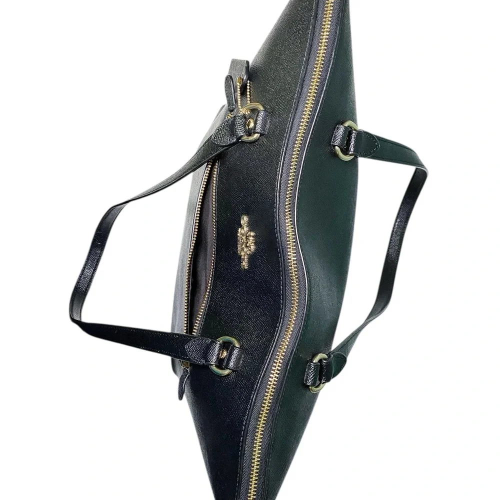 Coach Gallery Tote in Black Crossgrain Leather